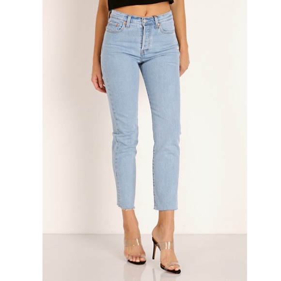 NWT Levi's Wedgie Icon Fit Jeans in Tango Talks - Picture 3 of 9